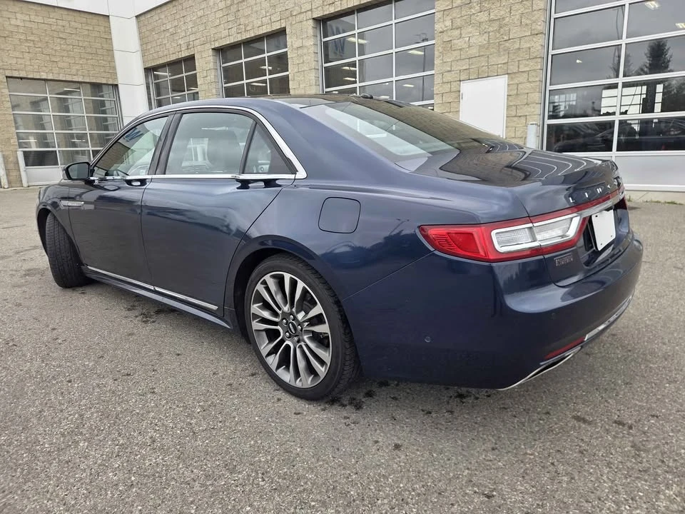 2017 Lincoln Continental 10th Gen - Image 4 of 9