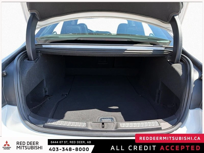 2017 Lincoln Continental 10th Gen - Image 5 of 20