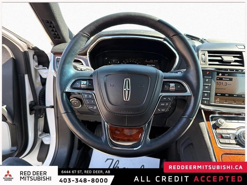 2017 Lincoln Continental 10th Gen - Image 11 of 20