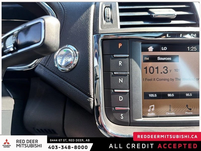 2017 Lincoln Continental 10th Gen - Image 15 of 20