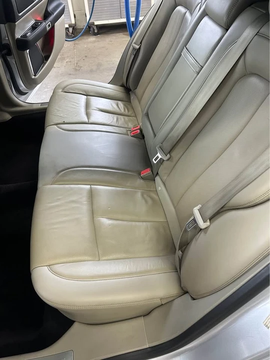 2017 Lincoln Continental 10th Gen - Image 10 of 10