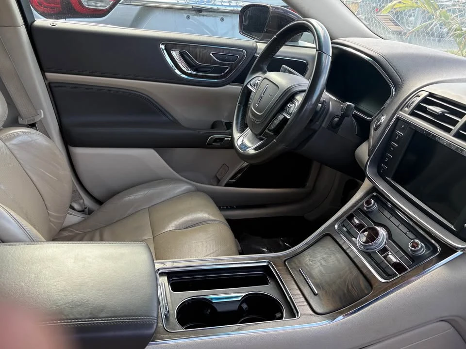 2017 Lincoln Continental 10th Gen - Image 11 of 11