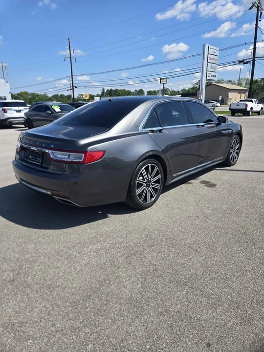 2017 Lincoln Continental 10th Gen - Image 4 of 17