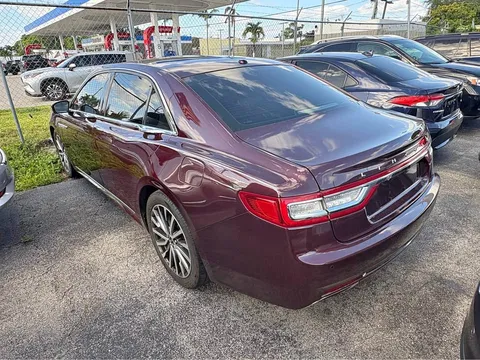 2017 Lincoln Continental Reserve