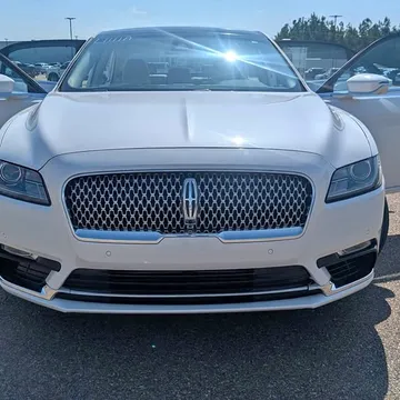 2017 Lincoln Continental Reserve Sedan 4D