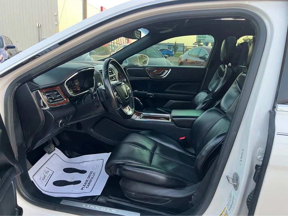 2017 Lincoln Continental 10th Gen - Image 7 of 19