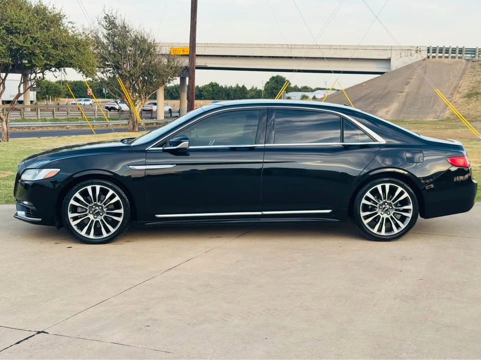 2017 Lincoln Continental 10th Gen - Image 2 of 12