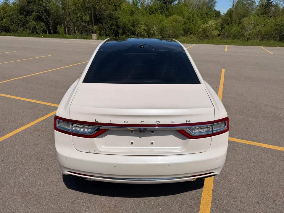 2017 Lincoln Continental 10th Gen - Image 4 of 20