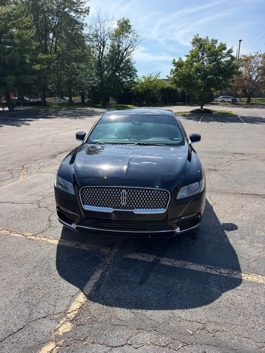 2017 Lincoln Continental 10th Gen - Image 4 of 12