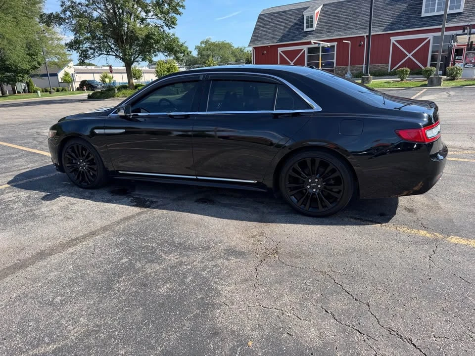 2017 Lincoln Continental 10th Gen - Image 3 of 12