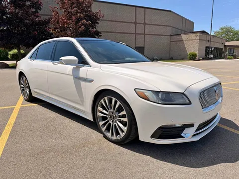 2017 Lincoln Continental Reserve Sedan 4D