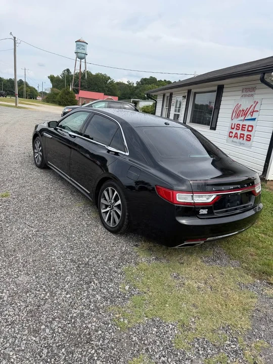 2017 Lincoln Continental 10th Gen - Image 2 of 9