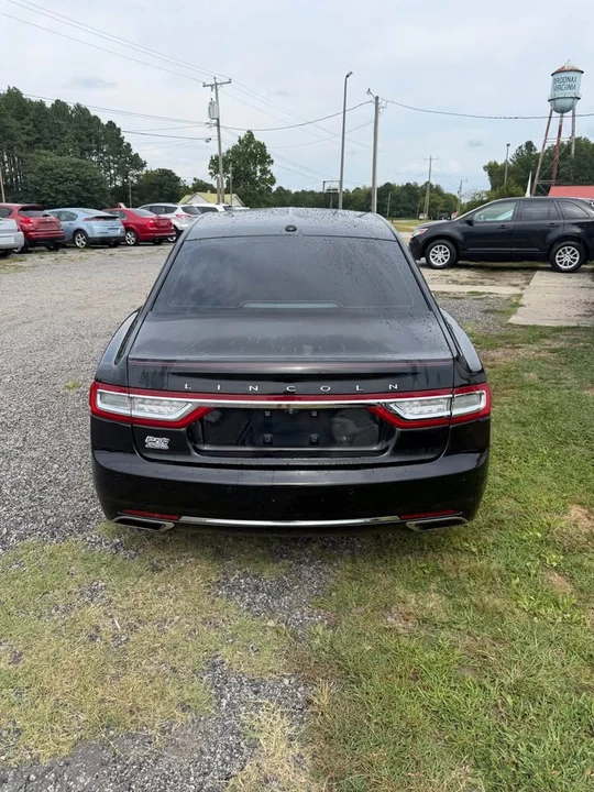 2017 Lincoln Continental 10th Gen - Image 3 of 9