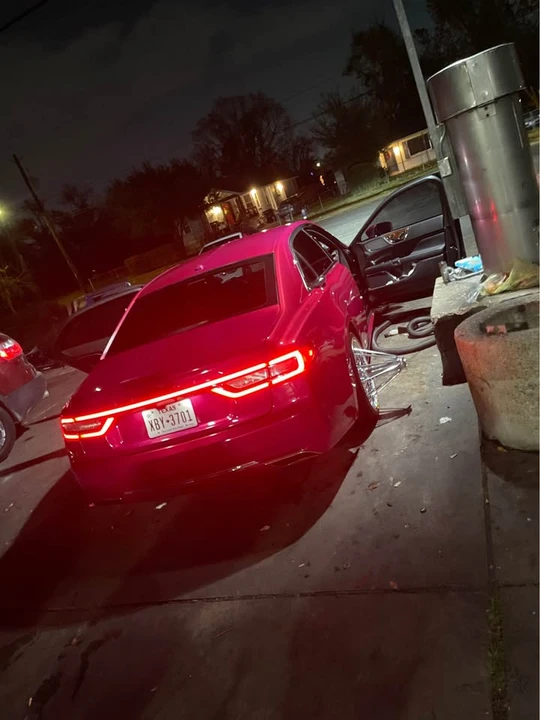 2017 Lincoln Continental 10th Gen - Image 13 of 20