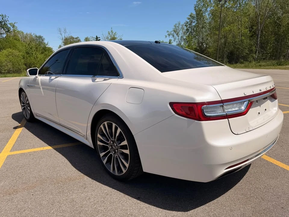 2017 Lincoln Continental 10th Gen - Image 5 of 20