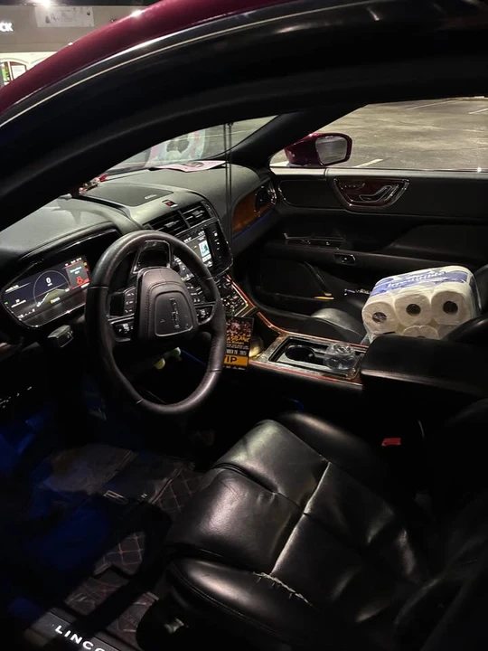 2017 Lincoln Continental 10th Gen - Image 20 of 20