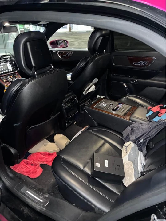 2017 Lincoln Continental 10th Gen - Image 18 of 20