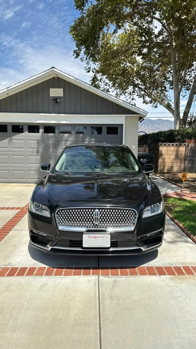2017 Lincoln Continental 10th Gen - Image 3 of 14