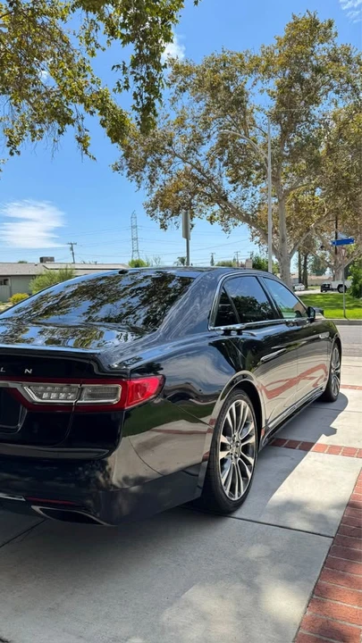 2017 Lincoln Continental 10th Gen - Image 11 of 14