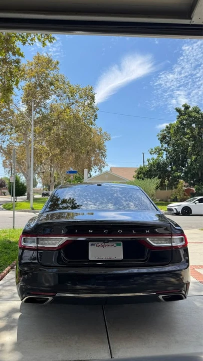 2017 Lincoln Continental 10th Gen - Image 12 of 14