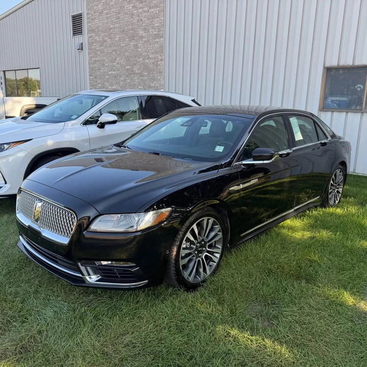 2017 Lincoln Continental 10th Gen - Image 3 of 3
