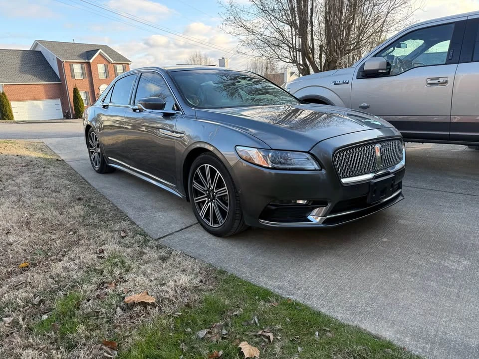 2017 Lincoln Continental 10th Gen - Image 3 of 20