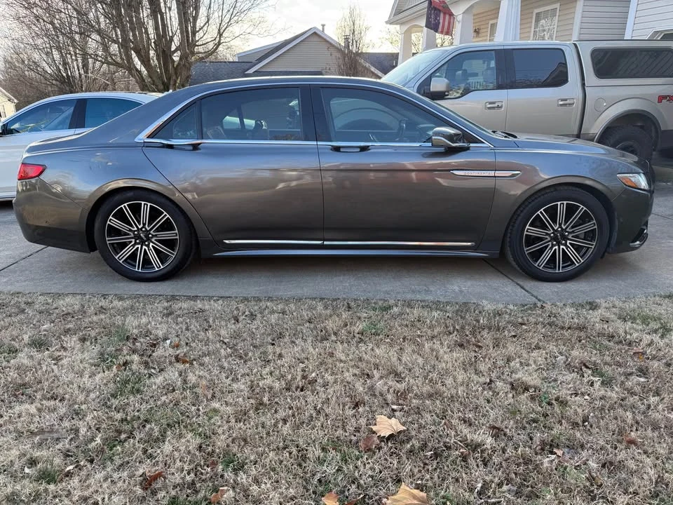 2017 Lincoln Continental 10th Gen - Image 4 of 20