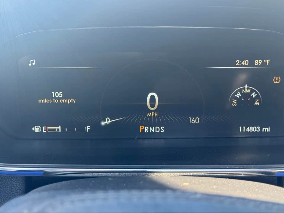 2017 Lincoln Continental 10th Gen - Image 8 of 9