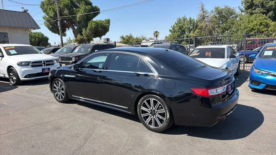 2017 Lincoln Continental 10th Gen - Image 4 of 20