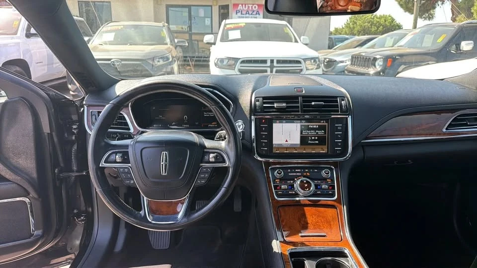 2017 Lincoln Continental 10th Gen - Image 17 of 20
