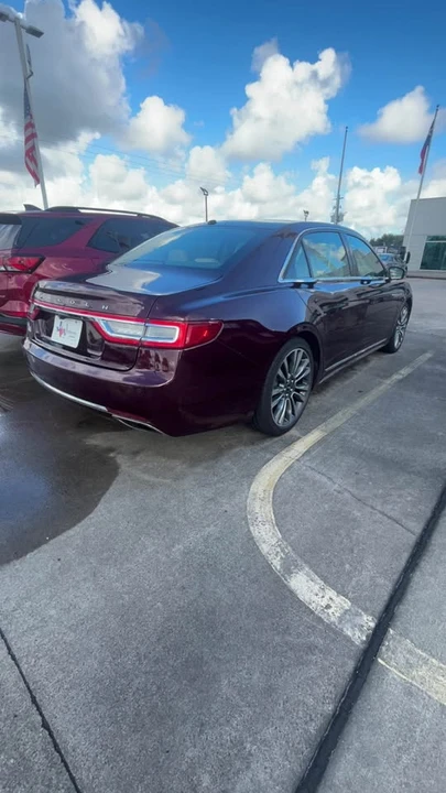 2017 Lincoln Continental 10th Gen - Image 2 of 7