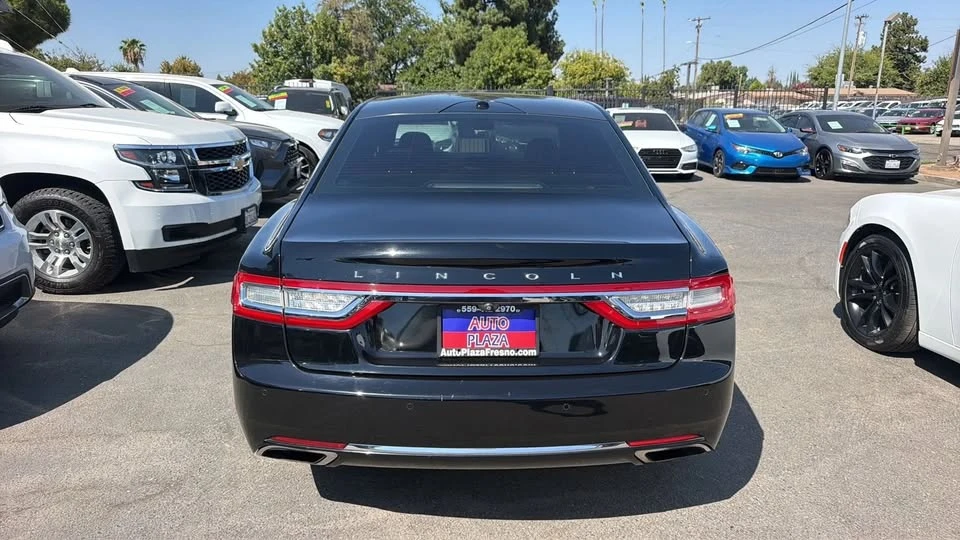 2017 Lincoln Continental 10th Gen - Image 8 of 20