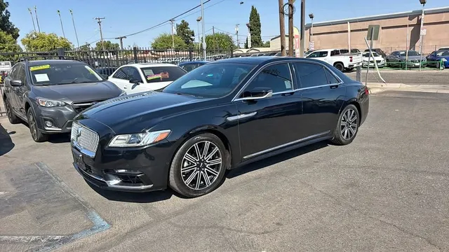 2017 Lincoln Continental Reserve Sedan 4D