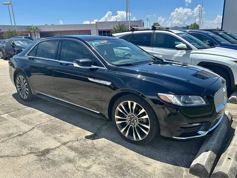 2017 Lincoln Continental Reserve Sedan 4D