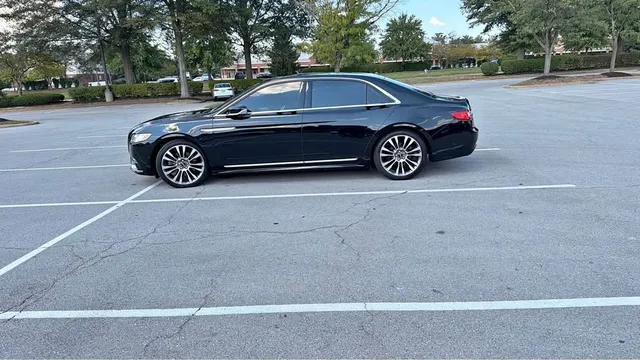 2017 Lincoln Continental Reserve Sedan 4D