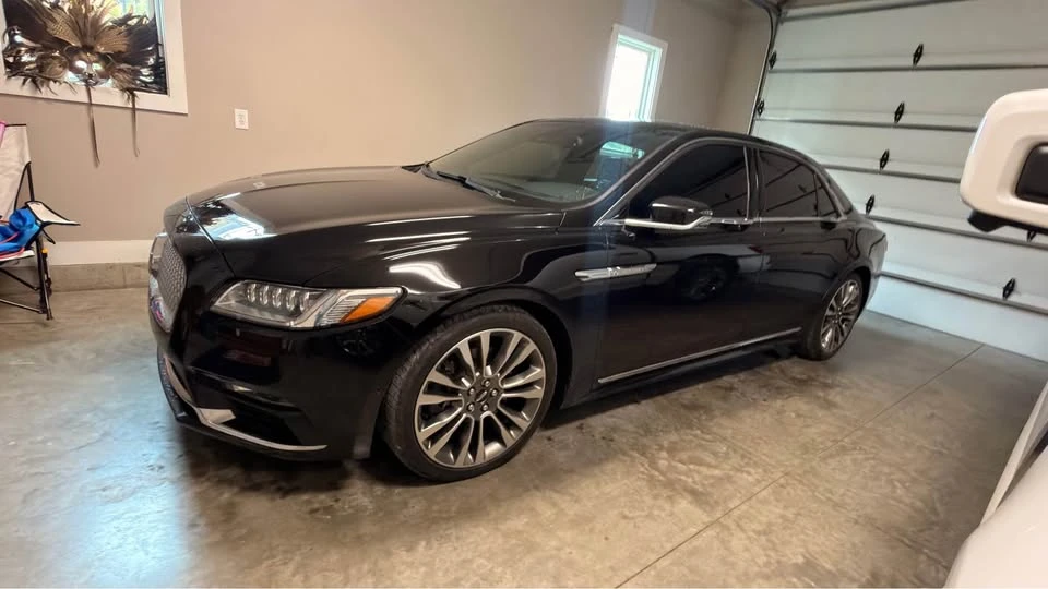 2017 Lincoln Continental 10th Gen - Image 4 of 7