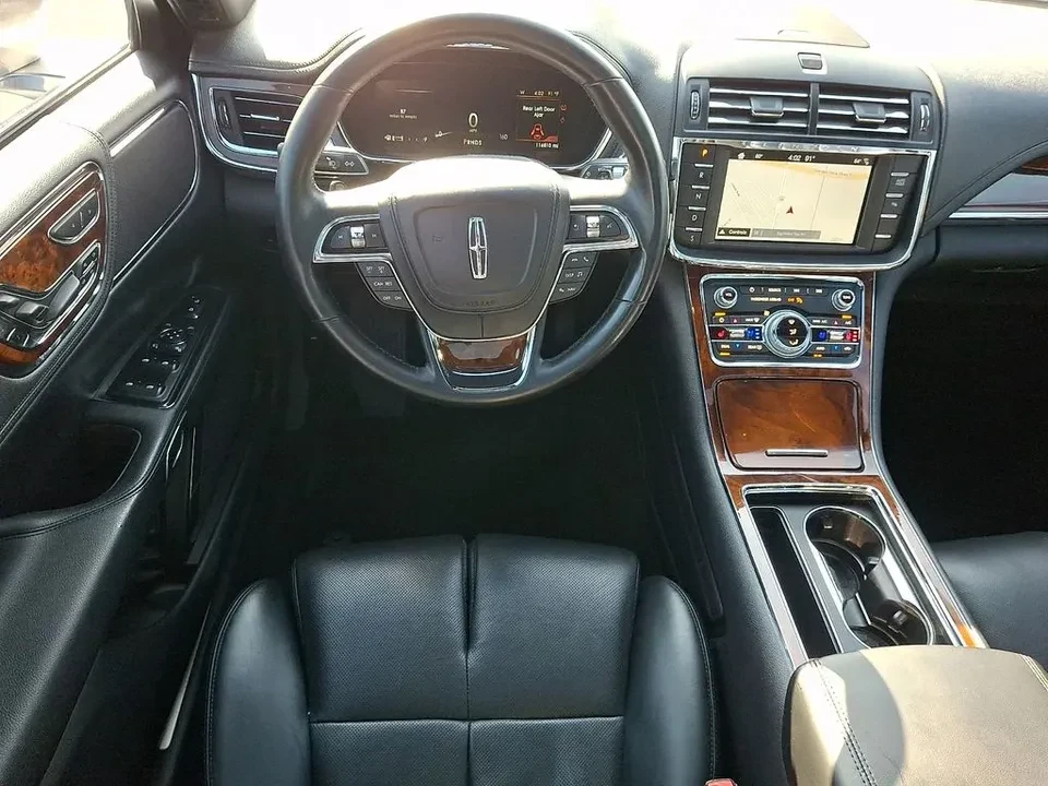 2017 Lincoln Continental 10th Gen - Image 10 of 20