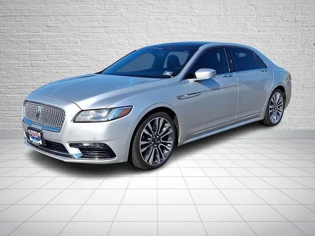 2017 Lincoln Continental 10th Gen - Image 3 of 20