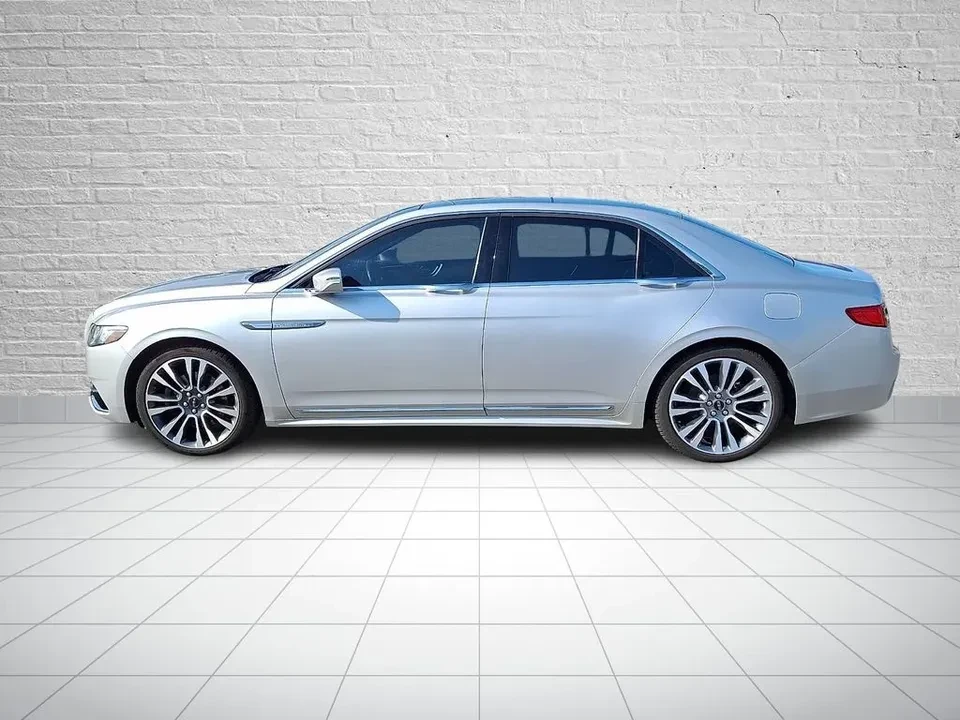 2017 Lincoln Continental 10th Gen - Image 6 of 20