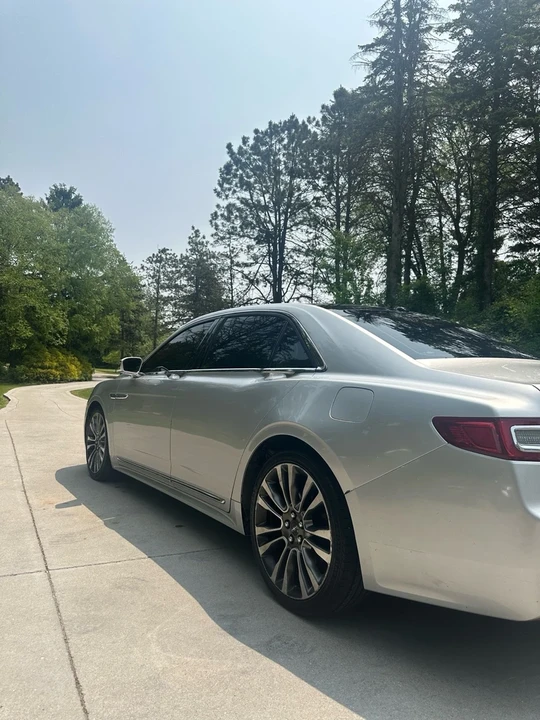 2017 Lincoln Continental 10th Gen - Image 7 of 19