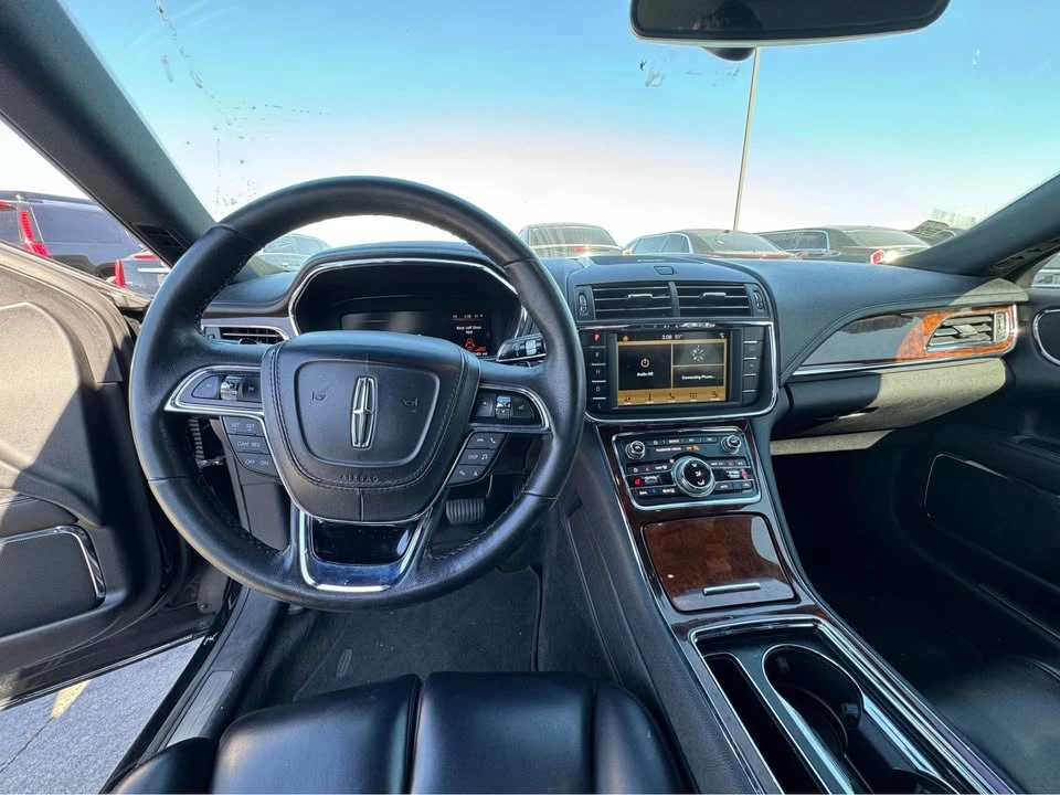 2017 Lincoln Continental 10th Gen - Image 15 of 17