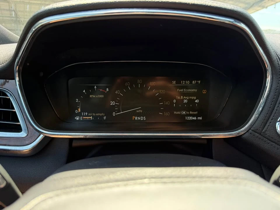2017 Lincoln Continental 10th Gen - Image 17 of 20