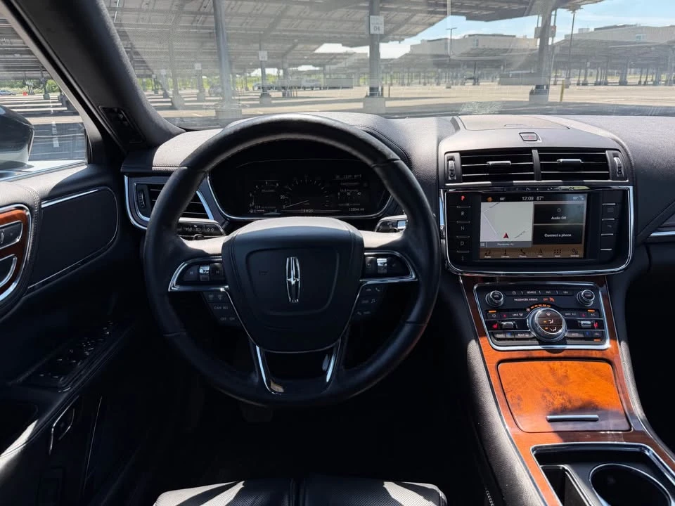 2017 Lincoln Continental 10th Gen - Image 16 of 20