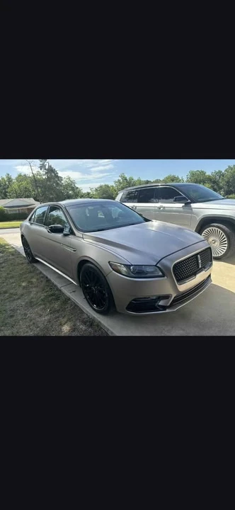 2017 Lincoln Continental 10th Gen - Image 11 of 13