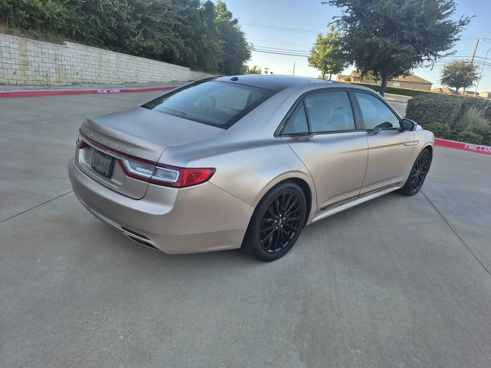 2017 Lincoln Continental 10th Gen - Image 4 of 13
