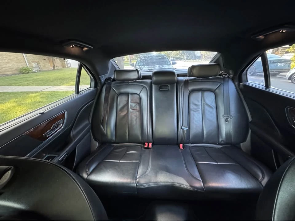 2017 Lincoln Continental 10th Gen - Image 12 of 16