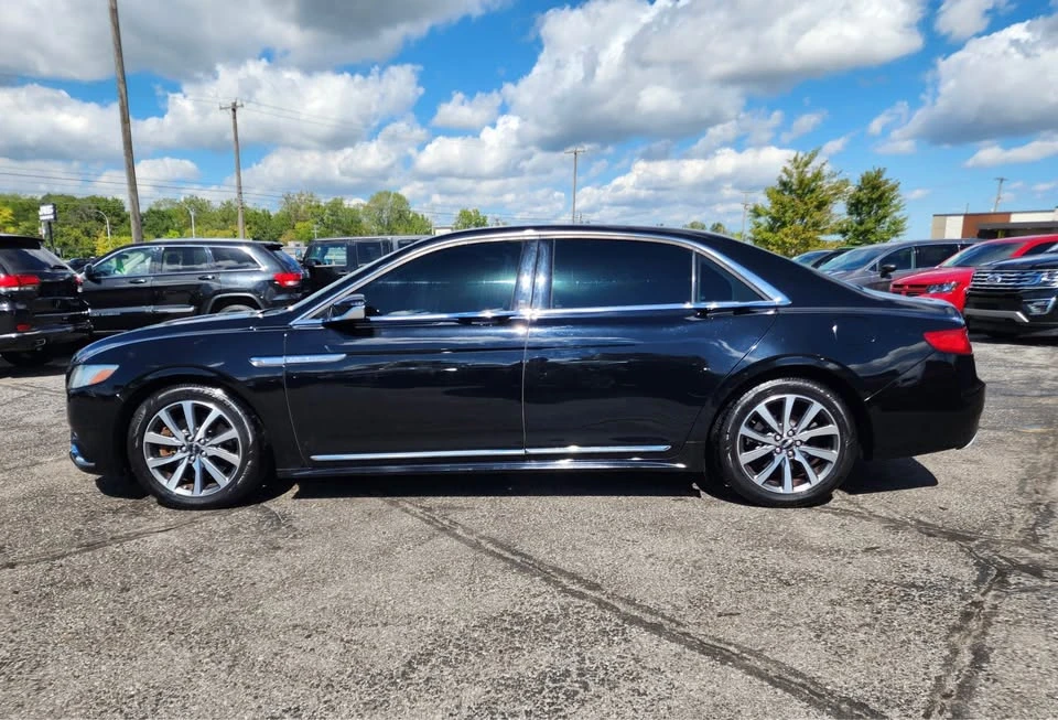 2017 Lincoln Continental 10th Gen - Image 9 of 20