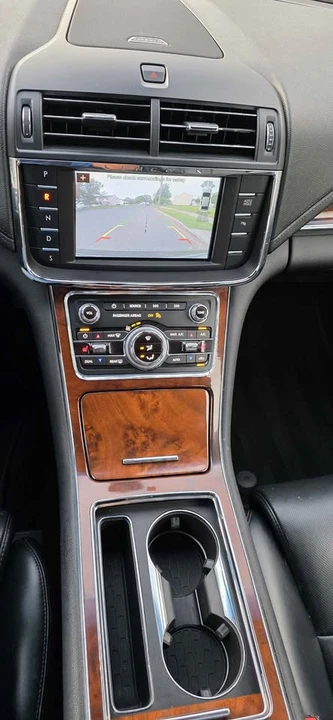 2017 Lincoln Continental 10th Gen - Image 15 of 18