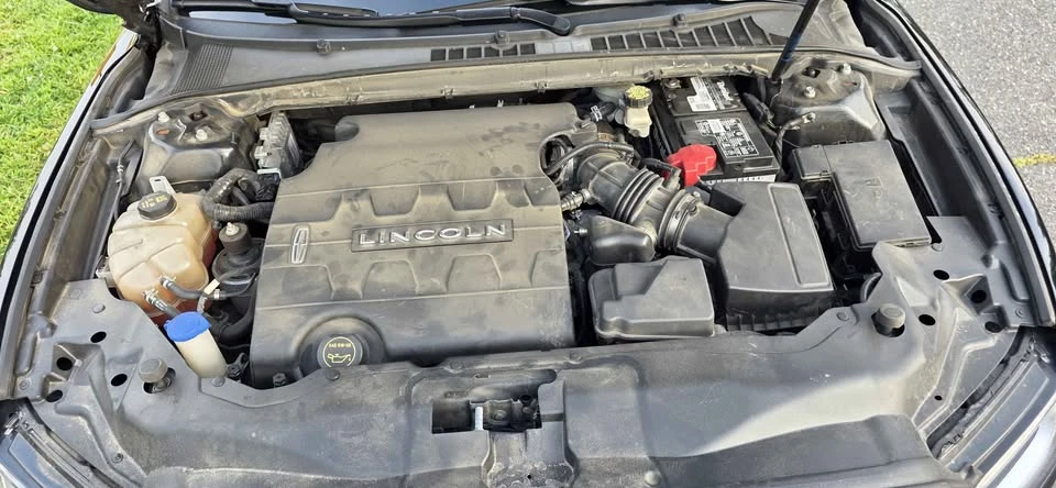 2017 Lincoln Continental 10th Gen - Image 18 of 18