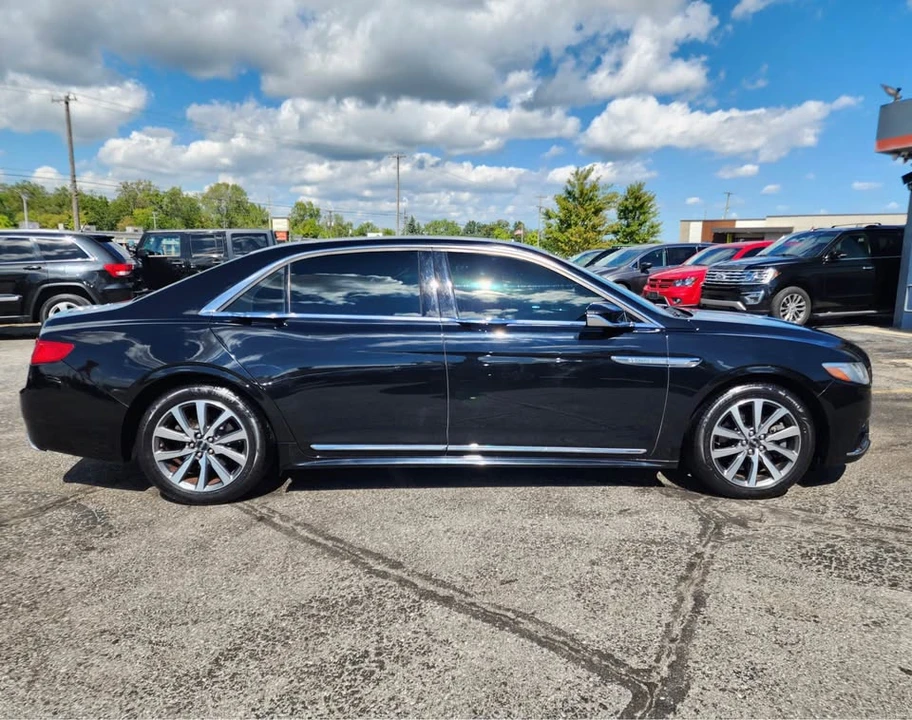 2017 Lincoln Continental 10th Gen - Image 3 of 20